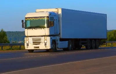 Adana ile Sinanpaşa Arası Öğrenci Eşyası Taşıma